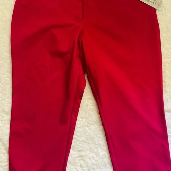 Apt9 New Mid Rise Capri Size 14  Magenta. - Picture 1 of 5